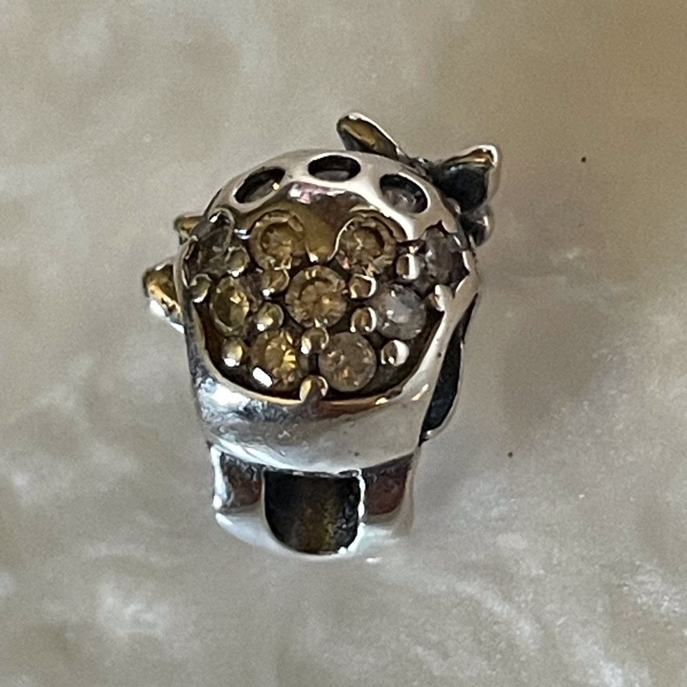 Bracelet Charm Skull with Butterfly, Rose & Rhinestones - Picture 7 of 10
